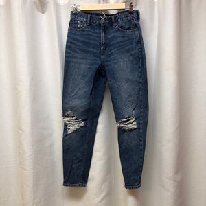 American Eagle mom jeans